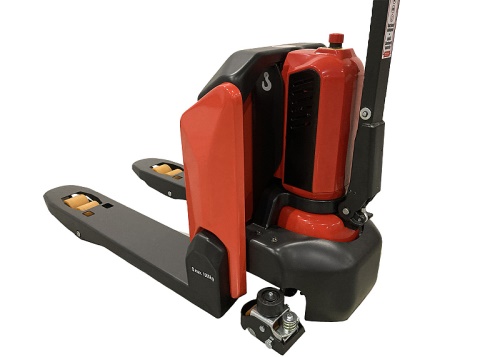 elektrický nízkozdvižný vozík PNE 15/800 24V/36Ah